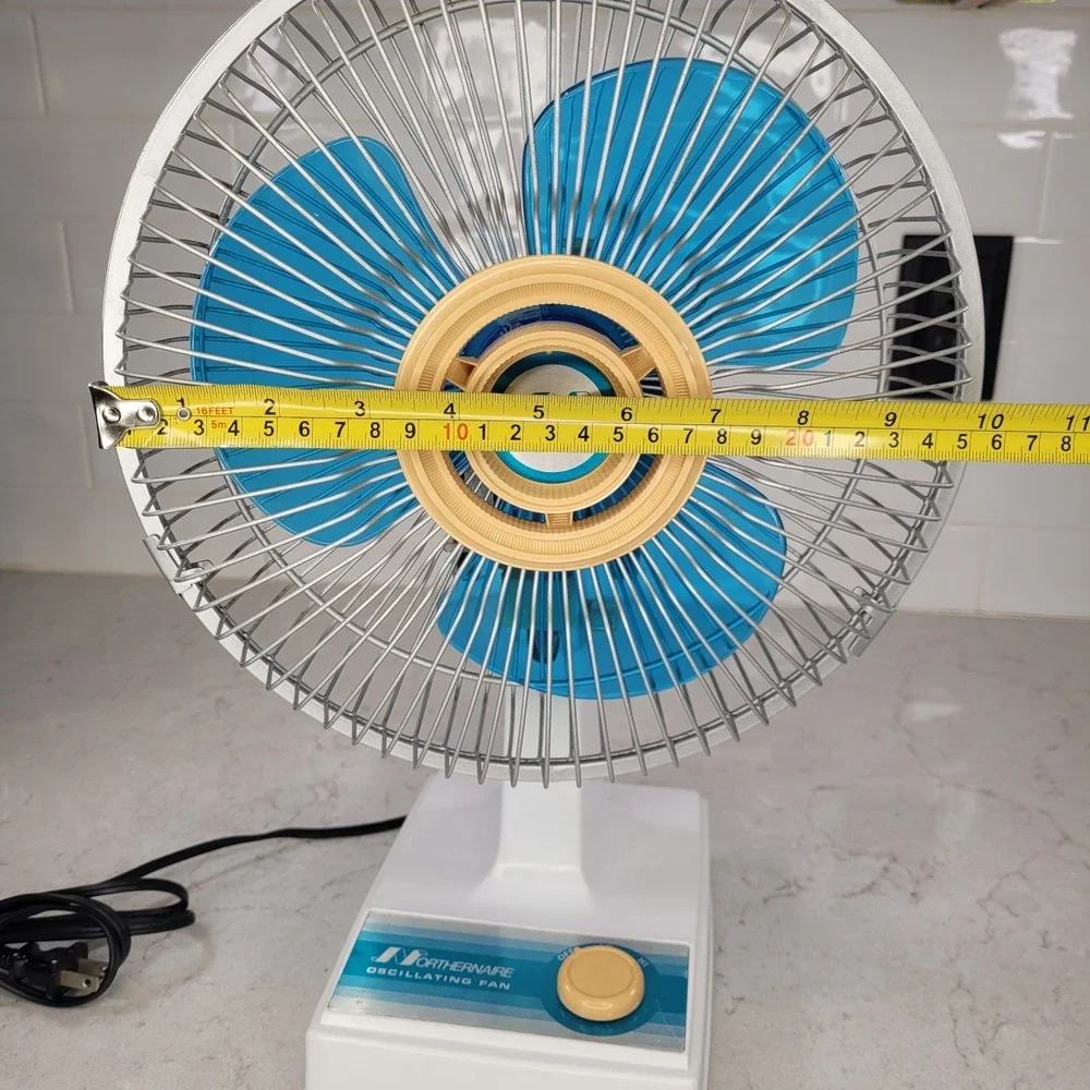 Vintage Northernaire Oscillating Fan 2909 BLUE BLADES! 2 speed Quiet!